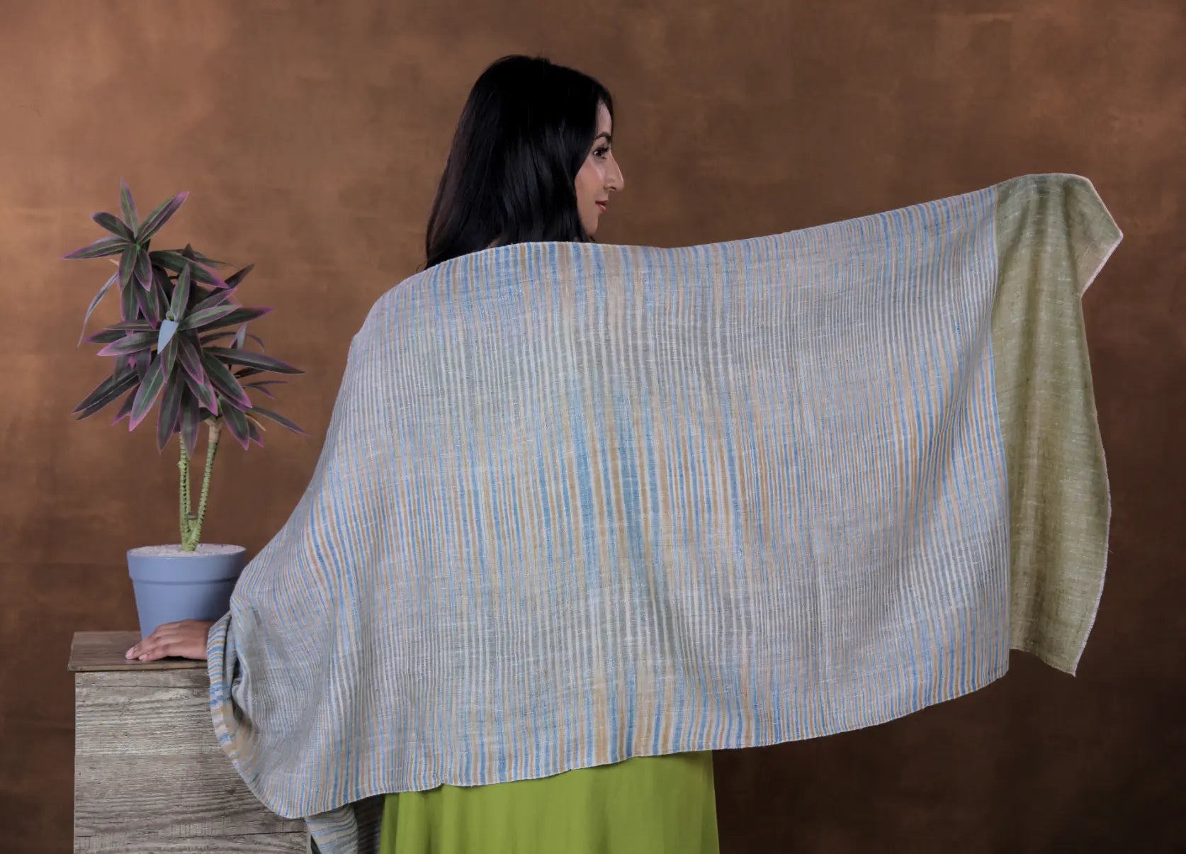 Shawl Green